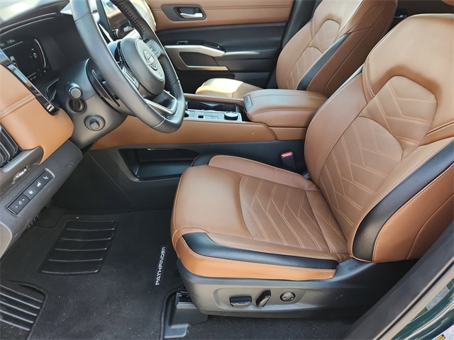 used 2024 Nissan Pathfinder car, priced at $49,293