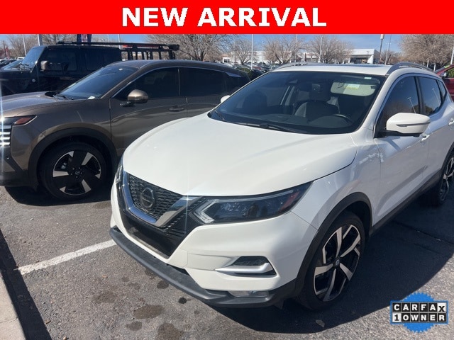 used 2020 Nissan Rogue Sport car, priced at $23,999