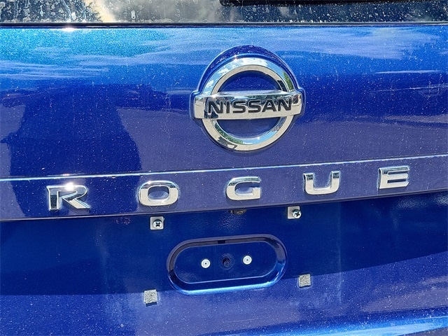 used 2021 Nissan Rogue car, priced at $19,999