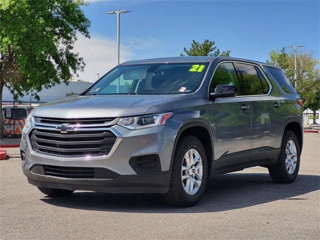 used 2021 Chevrolet Traverse car, priced at $19,350