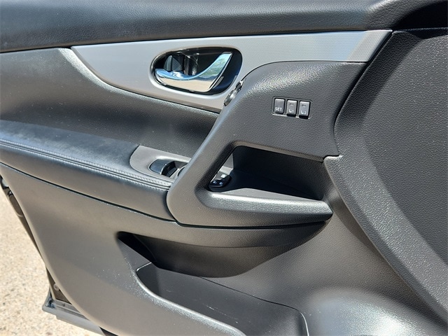 used 2020 Nissan Rogue Sport car, priced at $18,995