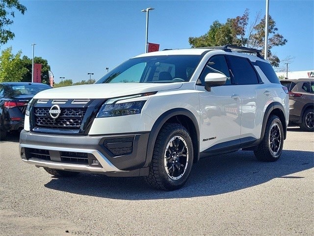 used 2024 Nissan Pathfinder car, priced at $44,950