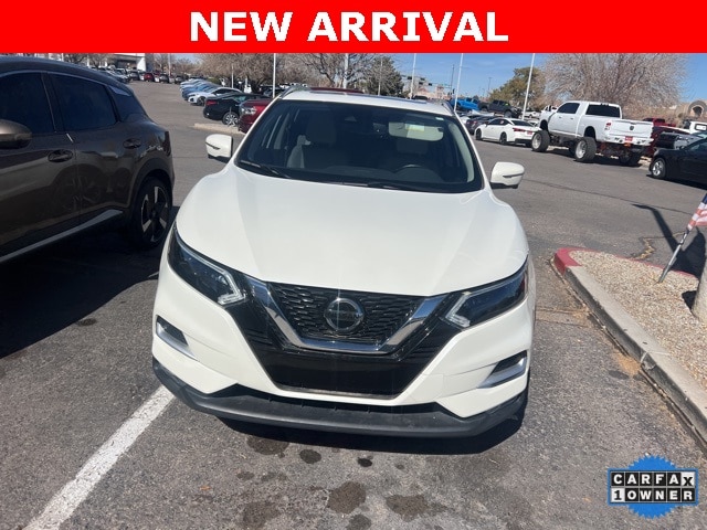 used 2020 Nissan Rogue Sport car, priced at $23,999