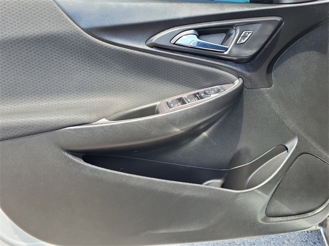 used 2020 Chevrolet Malibu car, priced at $16,114