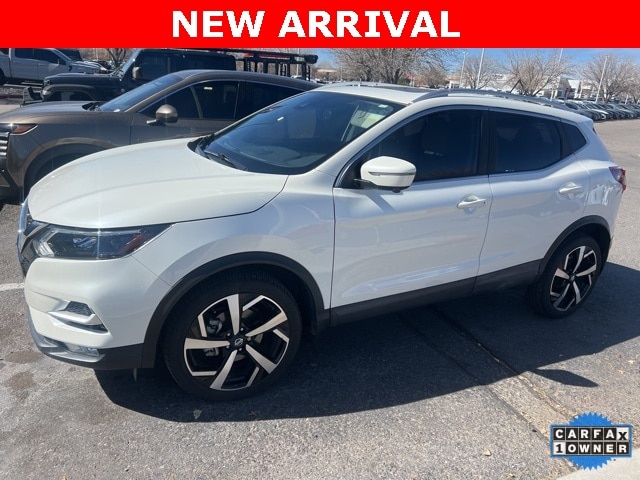 used 2020 Nissan Rogue Sport car, priced at $23,999