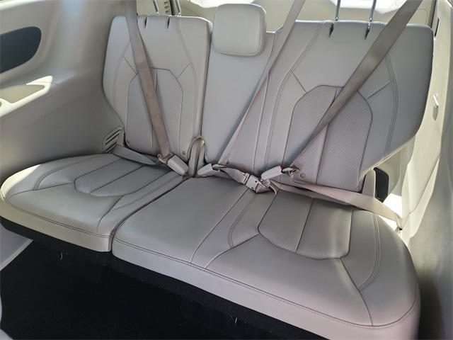 used 2021 Chrysler Pacifica car, priced at $18,999