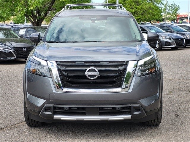 new 2025 Nissan Pathfinder car, priced at $53,395