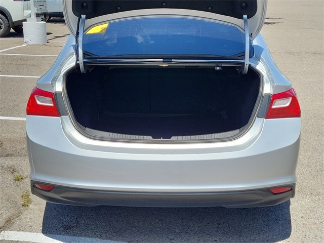 used 2020 Chevrolet Malibu car, priced at $16,114