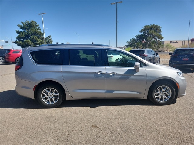 used 2021 Chrysler Pacifica car, priced at $18,999
