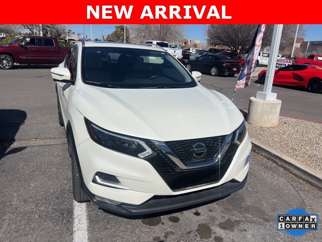 used 2020 Nissan Rogue Sport car, priced at $23,999