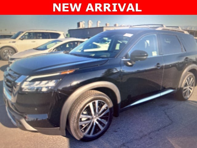 used 2024 Nissan Pathfinder car, priced at $43,677