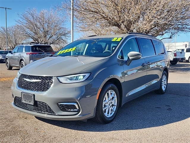 used 2022 Chrysler Pacifica car, priced at $25,000