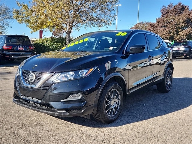 used 2020 Nissan Rogue Sport car, priced at $17,433