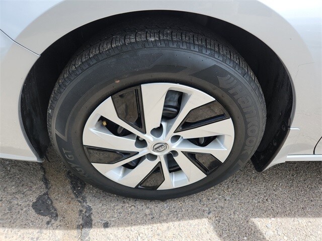 used 2023 Nissan Altima car, priced at $22,801