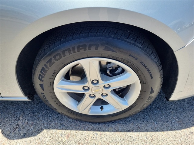 used 2020 Chevrolet Malibu car, priced at $16,114