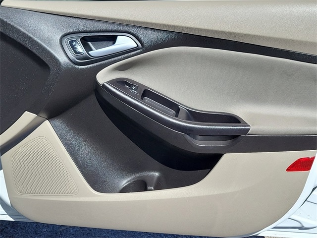 used 2015 Ford Focus car, priced at $10,999