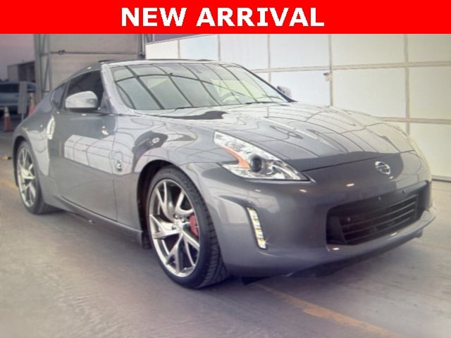 used 2017 Nissan 370Z car, priced at $31,999
