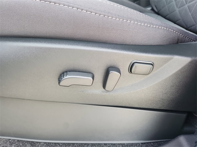 used 2025 Nissan Frontier car, priced at $37,580
