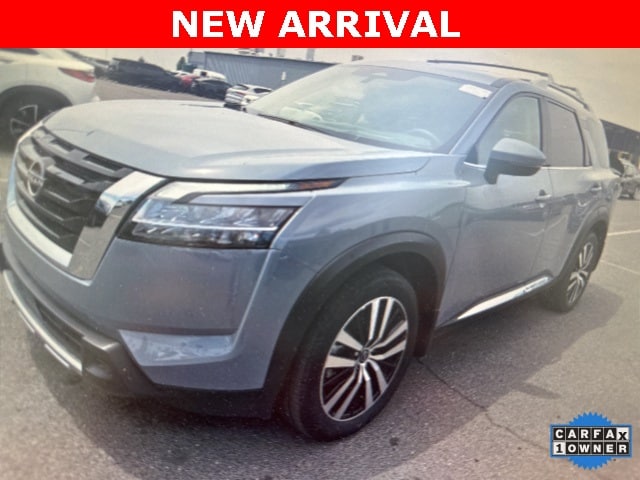 used 2024 Nissan Pathfinder car, priced at $46,997