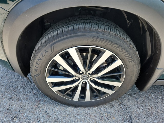 used 2024 Nissan Pathfinder car, priced at $49,293