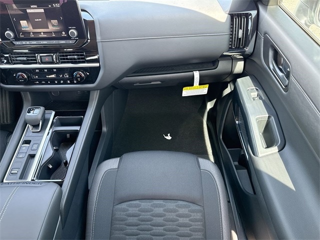 used 2025 Nissan Pathfinder car