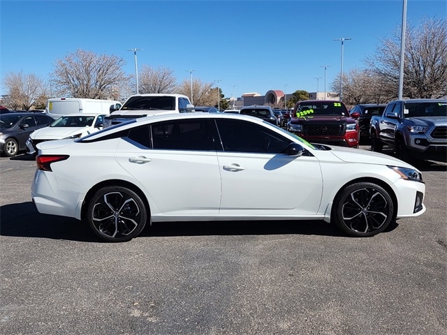 used 2023 Nissan Altima car, priced at $25,999