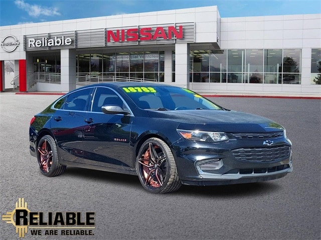 used 2018 Chevrolet Malibu car, priced at $17,783