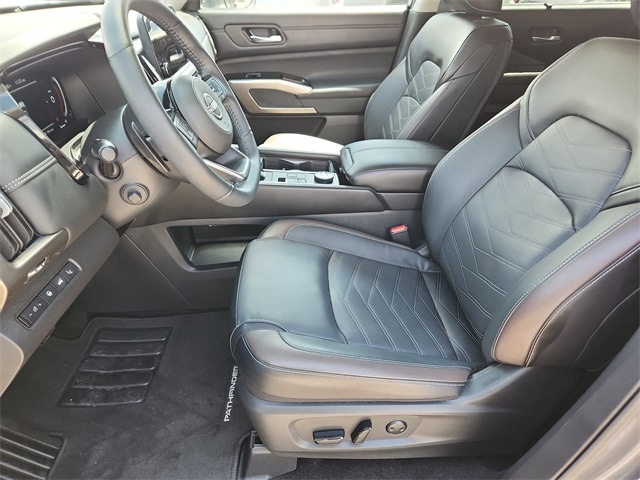 used 2024 Nissan Pathfinder car, priced at $49,365
