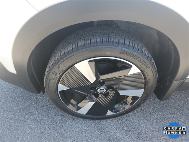 used 2025 Nissan Kicks car, priced at $29,274