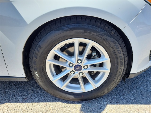used 2015 Ford Focus car, priced at $10,999
