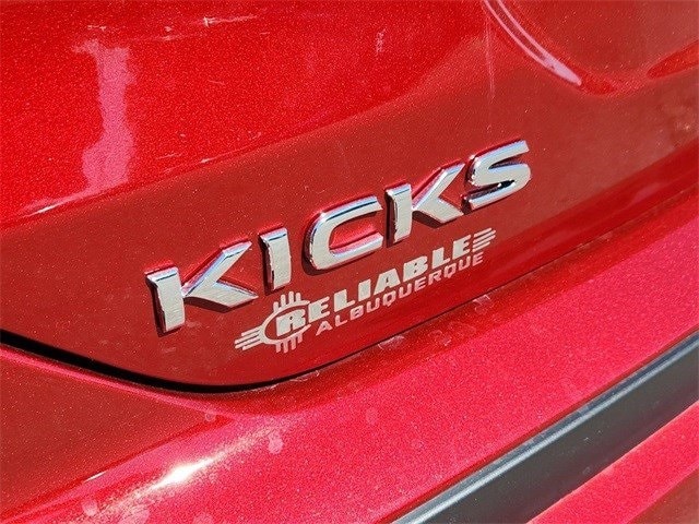 used 2024 Nissan Kicks car
