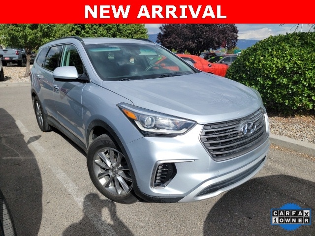 used 2018 Hyundai Santa Fe car, priced at $17,891