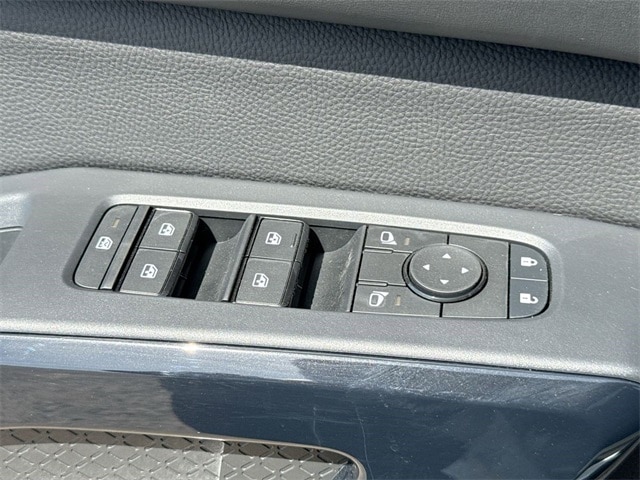 used 2025 Nissan Pathfinder car