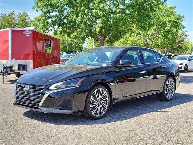 used 2023 Nissan Altima car, priced at $34,645