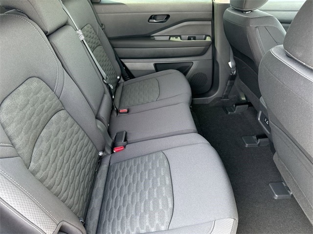 used 2025 Nissan Pathfinder car