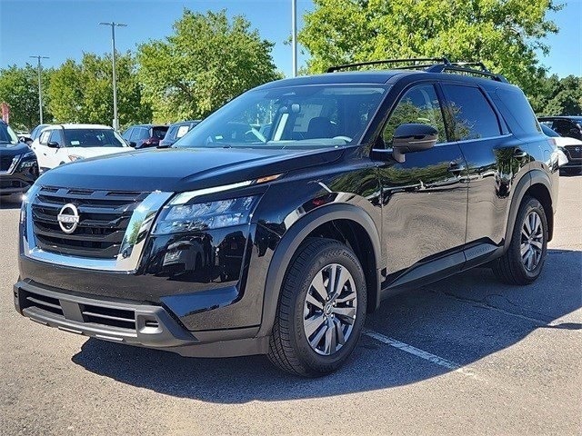 new 2024 Nissan Pathfinder car, priced at $40,310