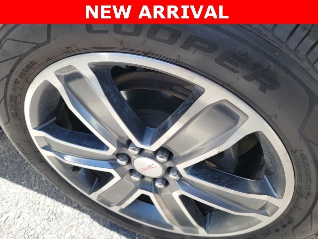 used 2019 GMC Acadia car, priced at $23,055