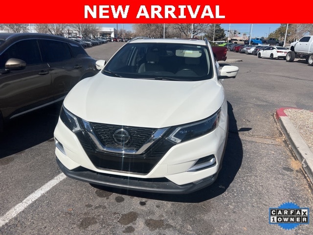 used 2020 Nissan Rogue Sport car, priced at $23,999