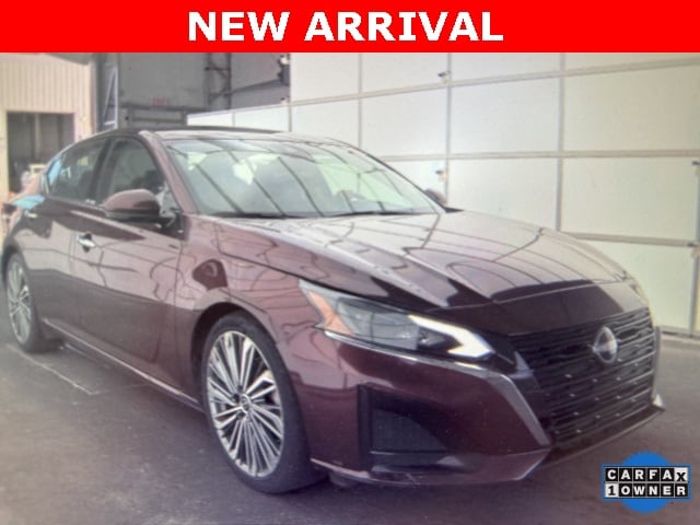 used 2023 Nissan Altima car, priced at $25,377