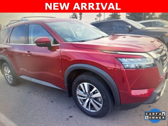 used 2023 Nissan Pathfinder car, priced at $33,274