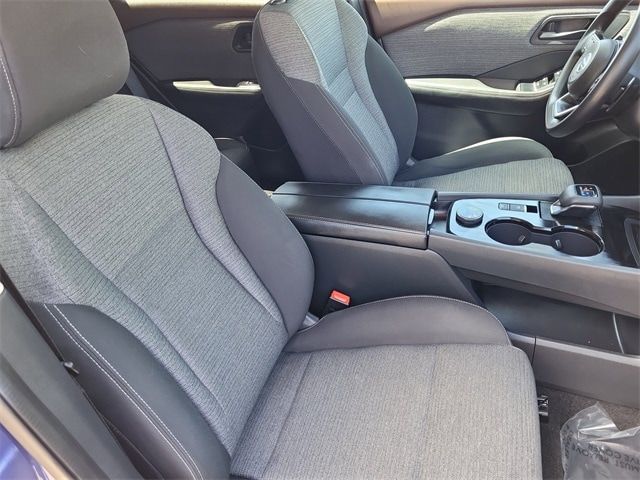 used 2021 Nissan Rogue car, priced at $19,999