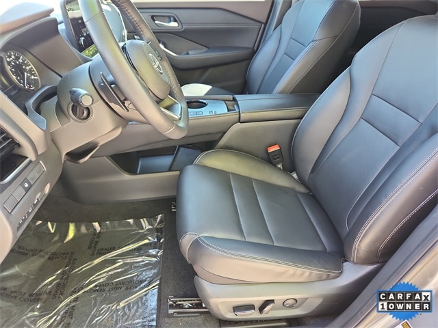 used 2023 Nissan Rogue car, priced at $29,999