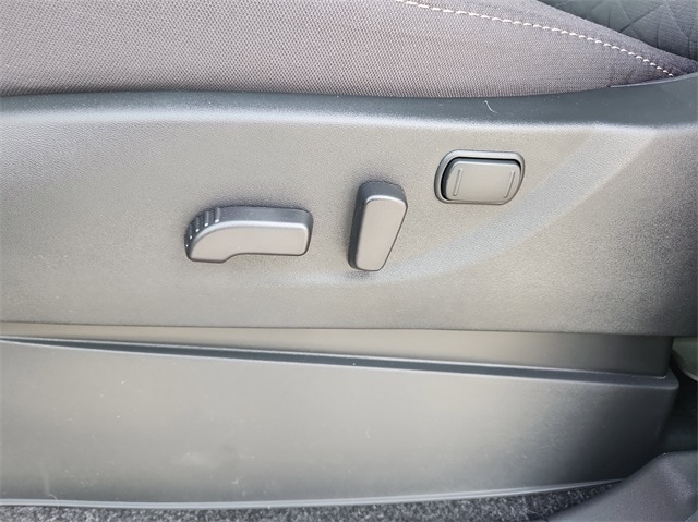 used 2025 Nissan Frontier car, priced at $37,580