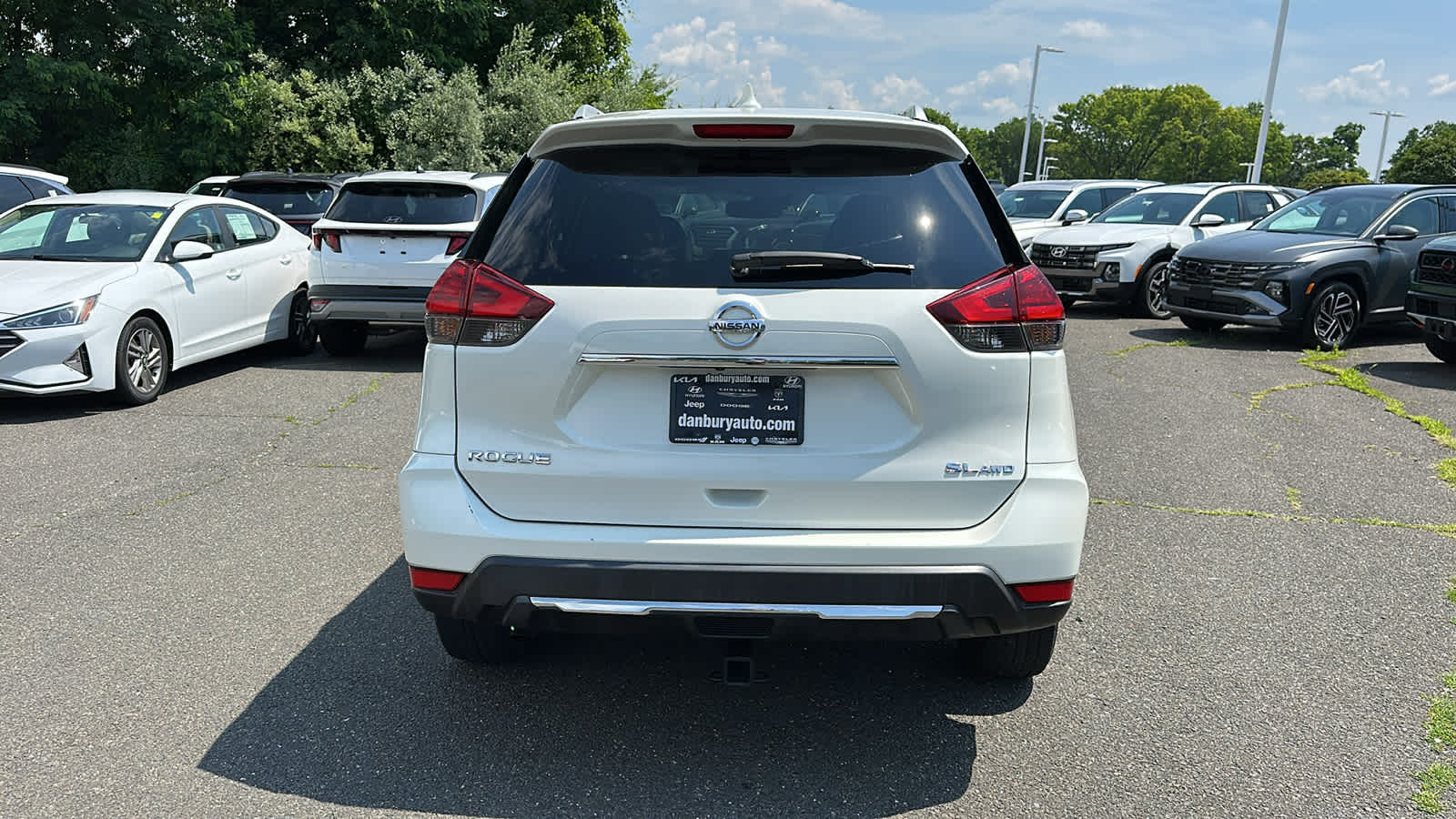 used 2017 Nissan Rogue car, priced at $16,507