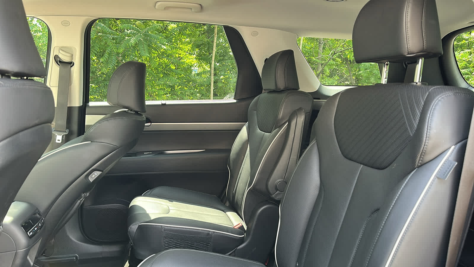 used 2025 Hyundai Palisade car, priced at $43,707