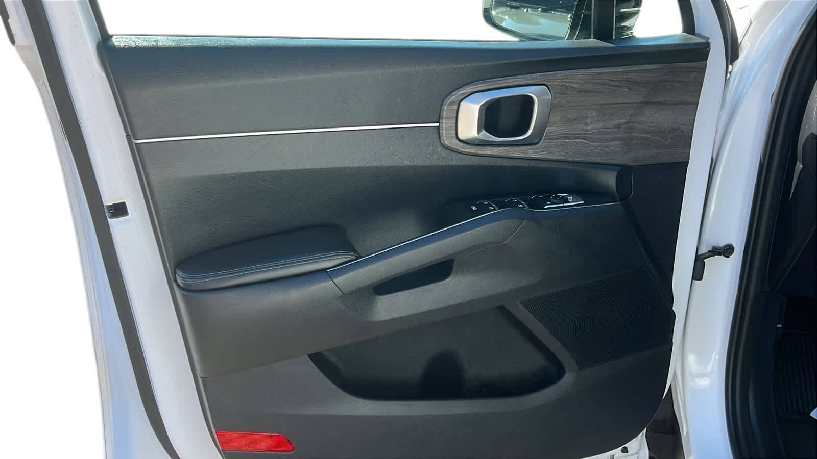 used 2021 Kia Sorento car, priced at $23,947