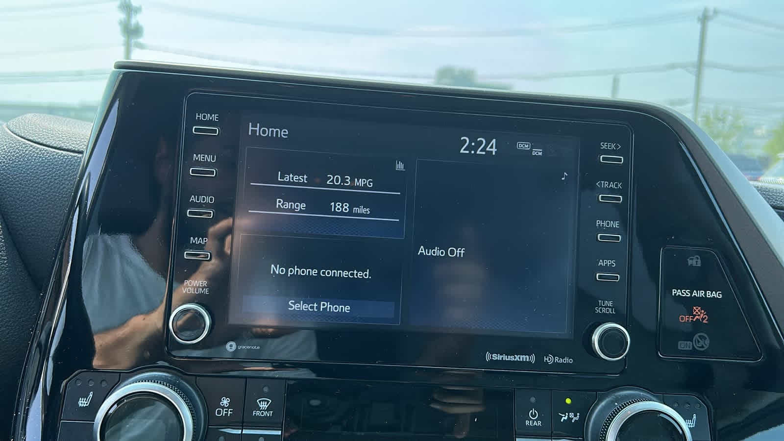 used 2022 Toyota Highlander car, priced at $36,307