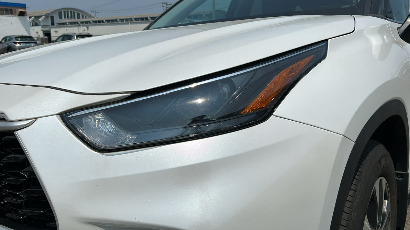 used 2022 Toyota Highlander car, priced at $36,307