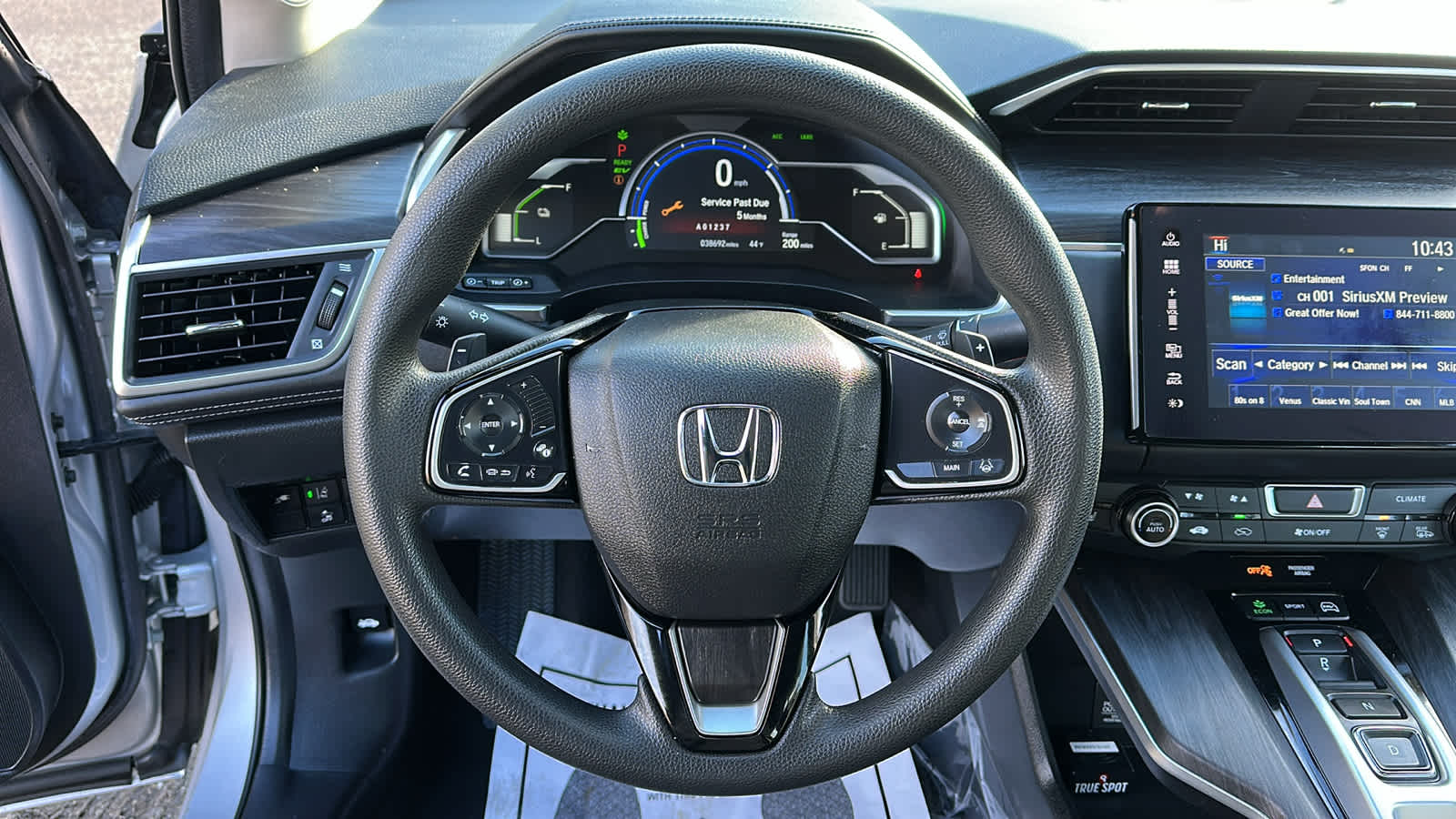 used 2018 Honda Clarity Plug-In Hybrid car, priced at $22,305