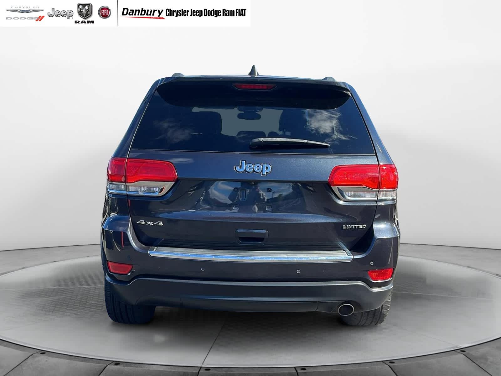 used 2015 Jeep Grand Cherokee car, priced at $7,498